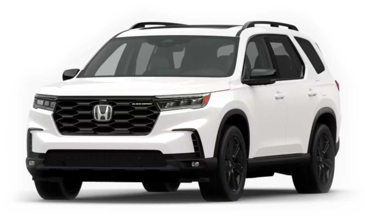 White Honda Pilot 2025